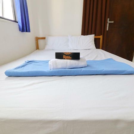 Kamar Keluarga Kalideres Jakarta Luaran gambar