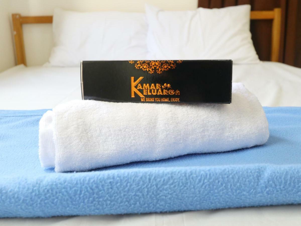 Kamar Keluarga Kalideres Jakarta Luaran gambar